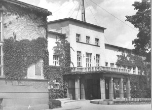 Budynek administracji pocz. lat 70 XX wieku
